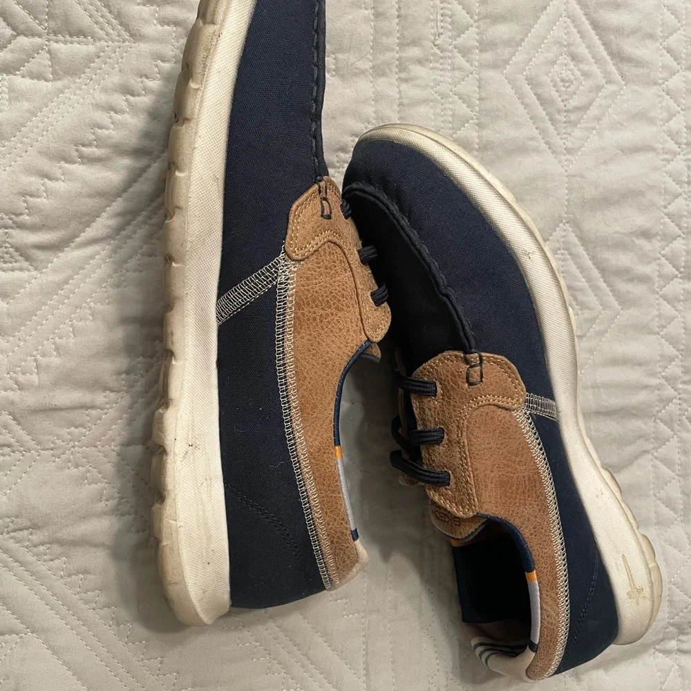 Skechers Men's Blue and Beige Sneakers